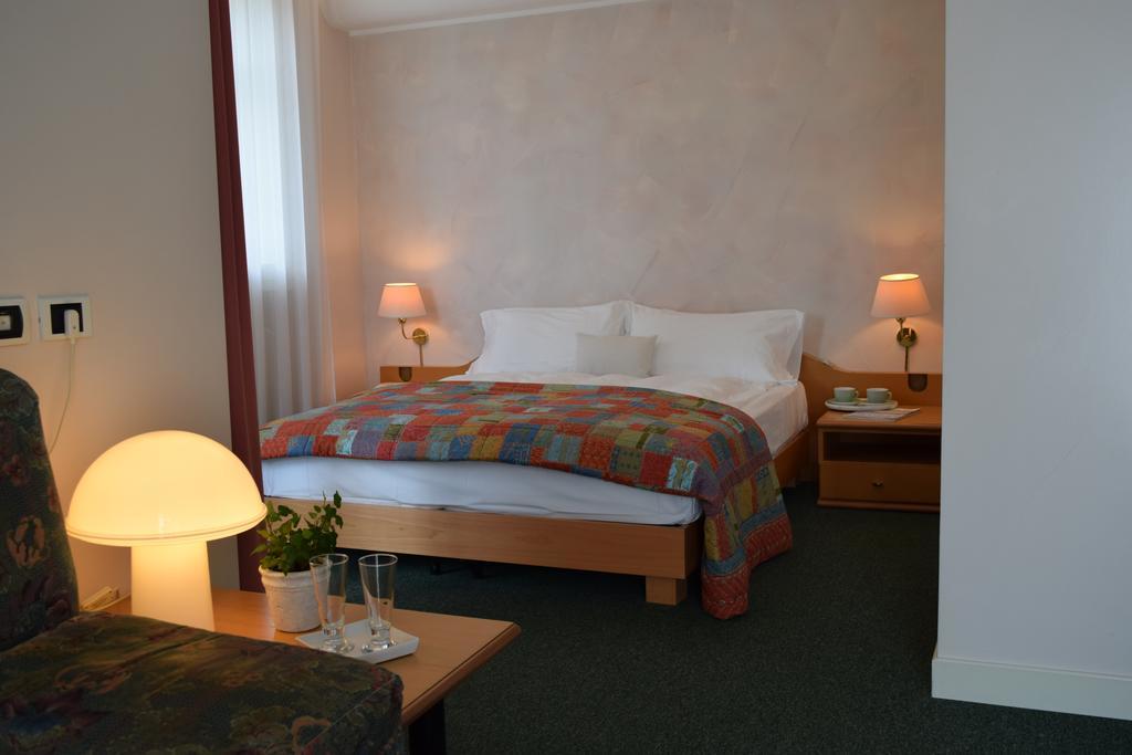 Hotel La Villa Граведона Экстерьер фото