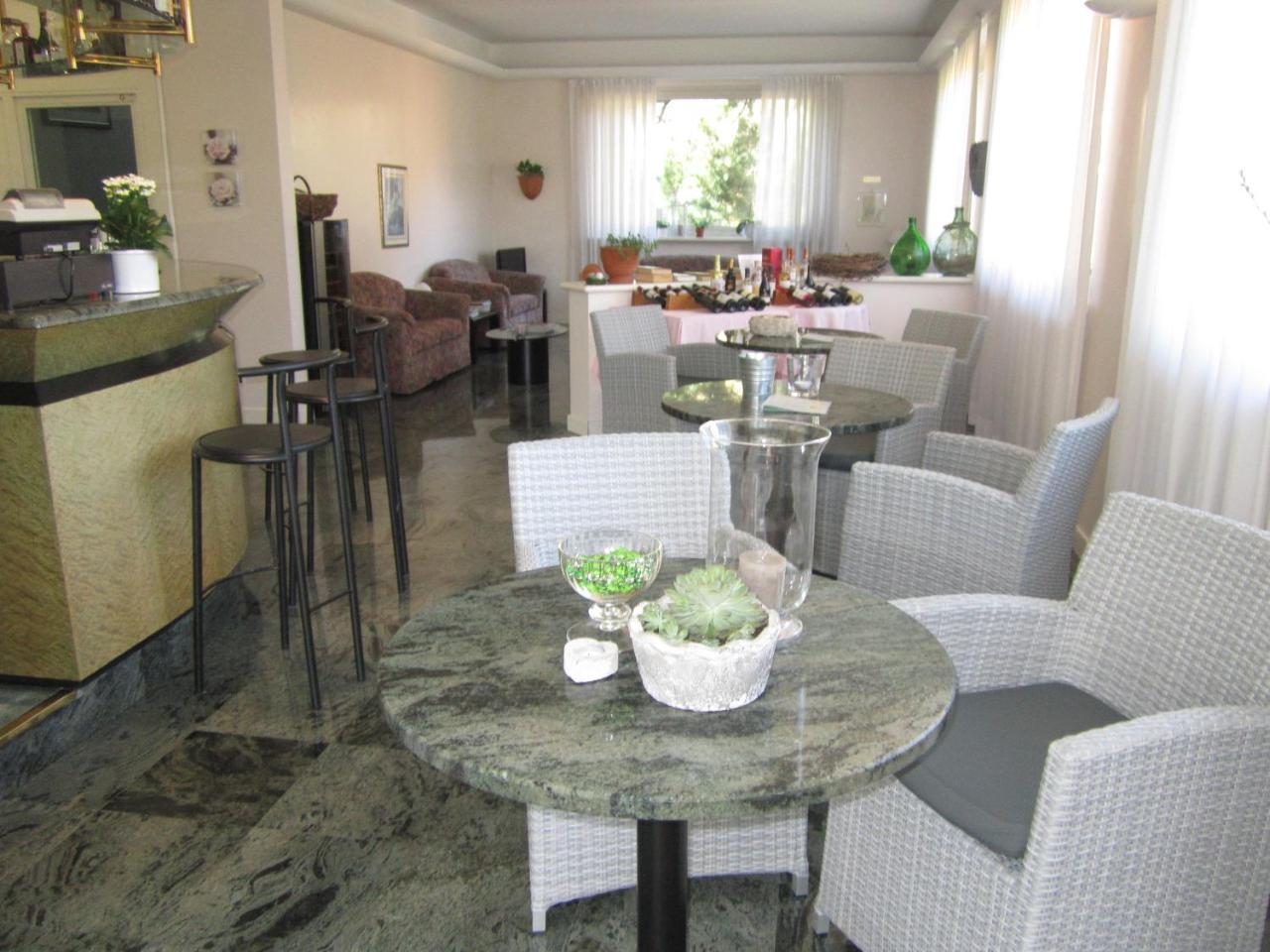 Hotel La Villa Граведона Экстерьер фото